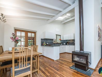 103 Raeburn Road, Roleystone WA 6111