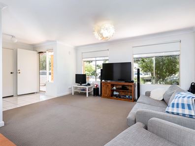 2/39 Boreham Street, Cottesloe WA 6011