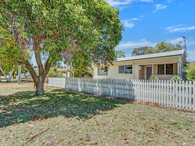 5 Selwyn Place, East Bunbury WA 6230