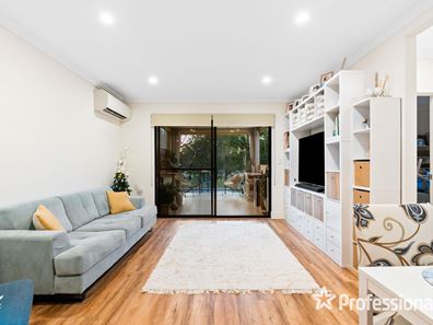 8/88 Fieldgate Square, Balga WA 6061