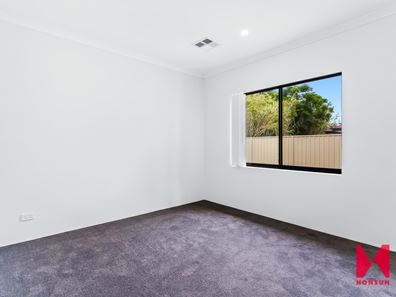 A/27 BUSHBY STREET, Midvale WA 6056