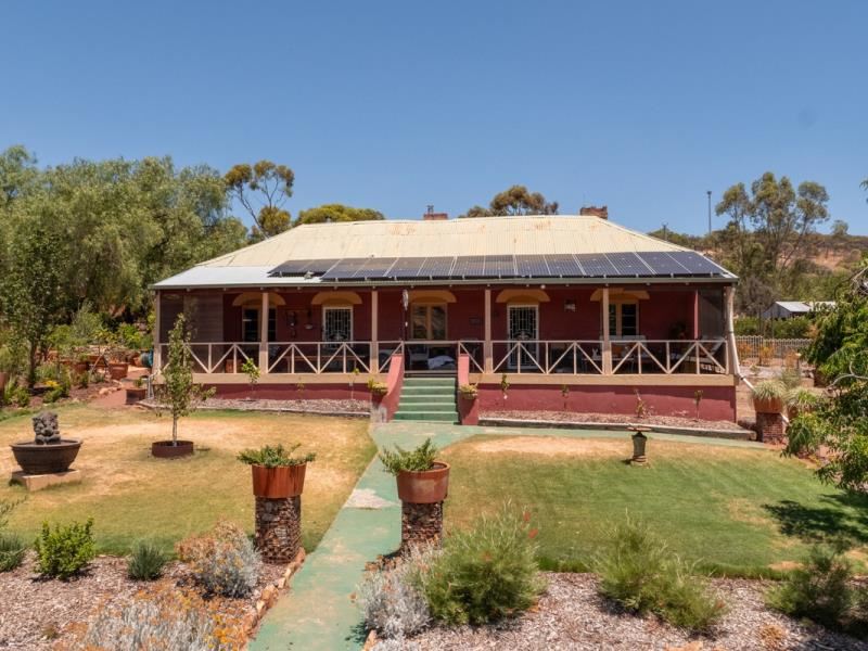 5 and 7 Fiennes Street, Toodyay WA 6566