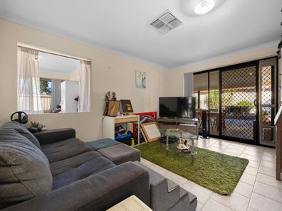 14 Calophylla Way, High Wycombe WA 6057
