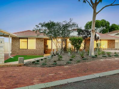 3 SAVARIS COURT, Beldon WA 6027