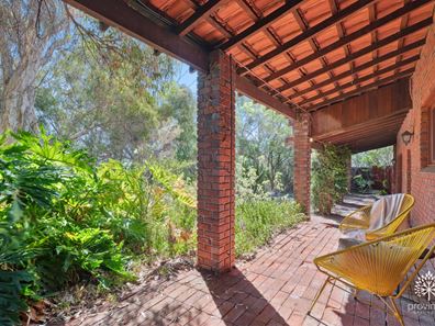 9 Boya Crescent, Boya WA 6056