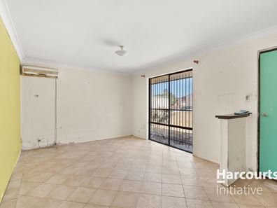 28 Oakleaf Circle, Mirrabooka WA 6061