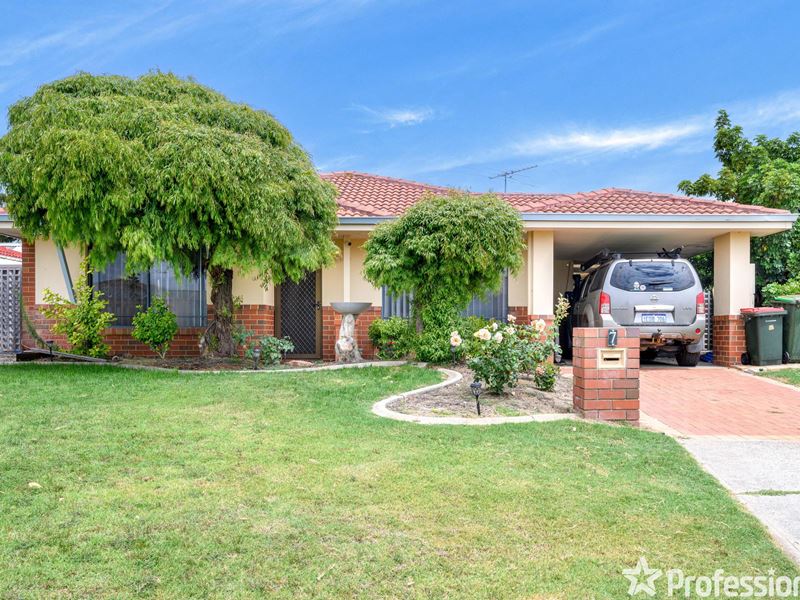 7 Caranja Court, Warnbro WA 6169