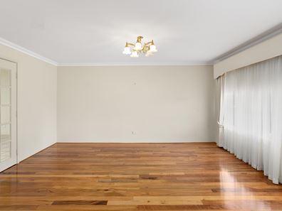 3 Keble Heights, College Grove WA 6230