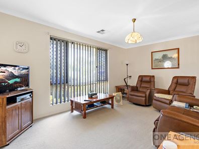 8C Villiers Street, Yokine WA 6060