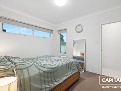 21b Escot Rd, Innaloo WA 6018