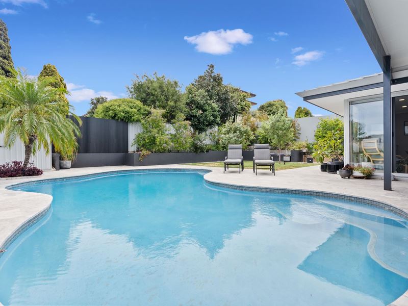 56 Harman Road, Sorrento WA 6020