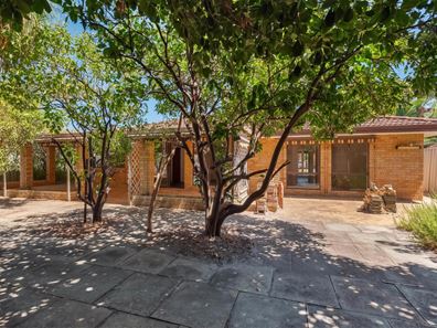 28 Marconi Street, Morley WA 6062