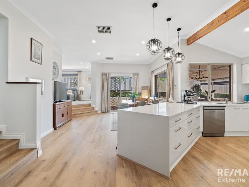 30 Conical Rise, Woodvale WA 6026