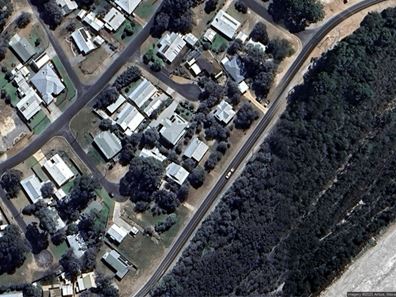 8 Mitchell Road, Preston Beach WA 6215