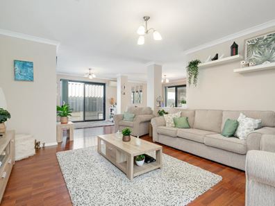 19 Messina Drive, Sinagra WA 6065