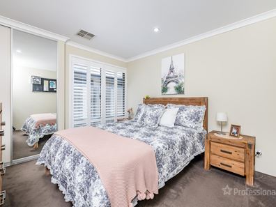 70 Howden Parade, Alkimos WA 6038