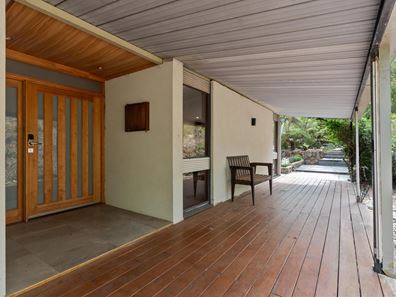 9 Balga Place, Gooseberry Hill WA 6076