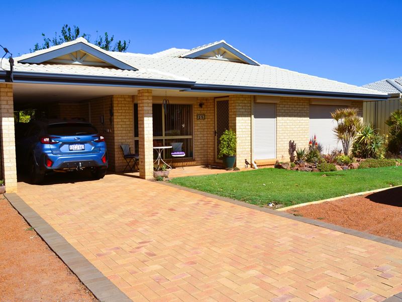 15 Whitworth Drive, Sunset Beach WA 6530