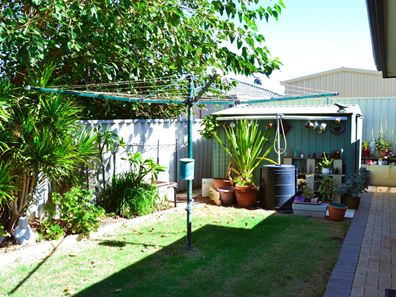 15 Whitworth Drive, Sunset Beach WA 6530