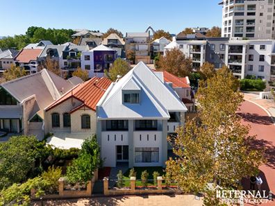 18 Haig Park Circle, East Perth WA 6004