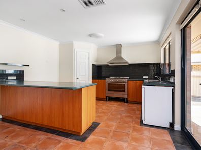 14 Smythe Drive, Broadwood WA 6430