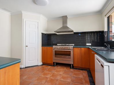 14 Smythe Drive, Broadwood WA 6430