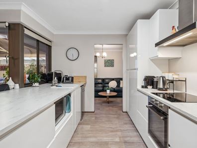 41 Collinson Way, Leeming WA 6149
