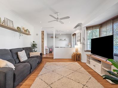 7 St Laurent Close, Greenfields WA 6210