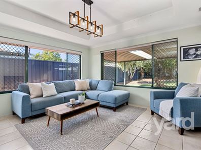 35 Jagoe Loop, Willagee WA 6156