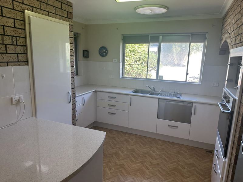 45 Calbourne Way, Kingsley WA 6026