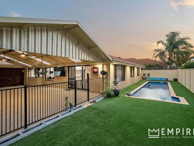 5 Cepa Court, Lake Coogee WA 6166