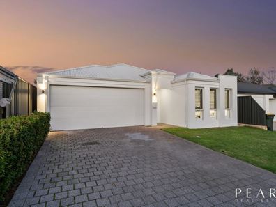 13 Kabiana Way, Dayton WA 6055