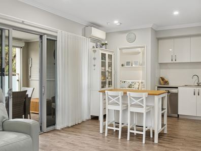 4/34 Halley Street, Innaloo WA 6018
