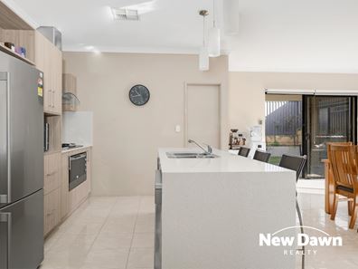 27 Monroe Cross, Aveley WA 6069