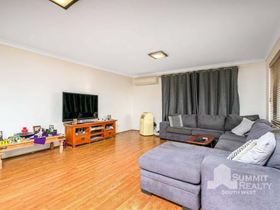 4 Sheriff Fairway, Dalyellup WA 6230