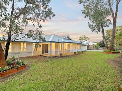 5 Ayrton Court, Golden Bay WA 6174