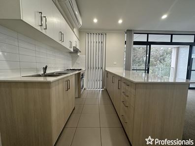 24/63 Mariposa Gardens, Success WA 6164