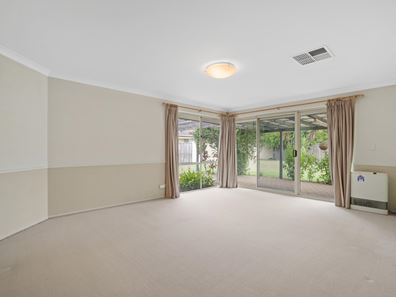 29 Eucalyptus Boulevard, Canning Vale WA 6155