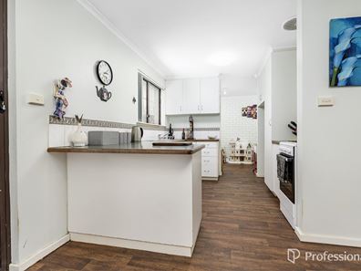 29 Abraham Street, Karloo WA 6530