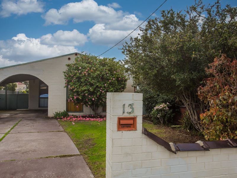 13 Morrison Road, Woodbridge