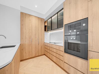304/59 Canning Beach Road, Applecross WA 6153