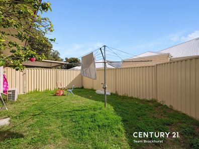 102c Attfield Street, Maddington WA 6109
