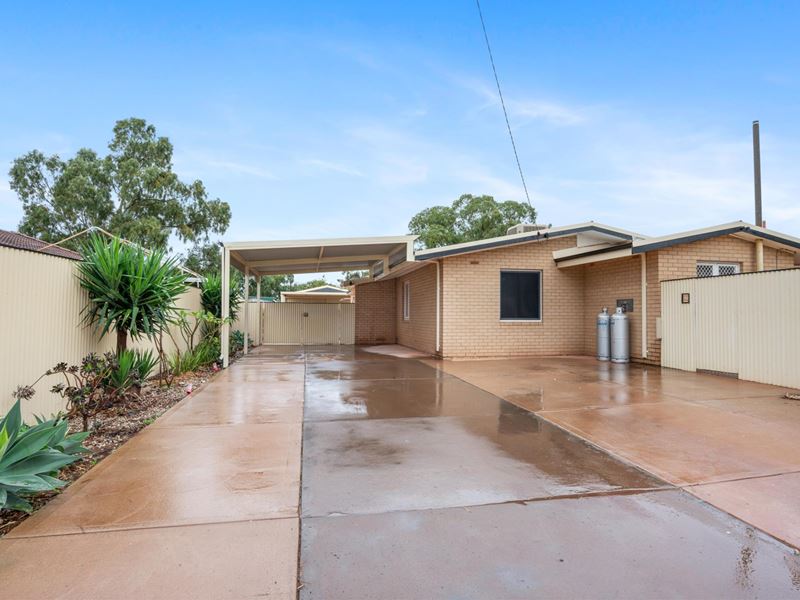 9 Kapai Place, South Kalgoorlie