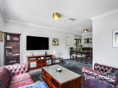 205 Timberlane Drive, Woodvale WA 6026