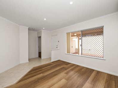 11a Williamson Road, Kardinya WA 6163