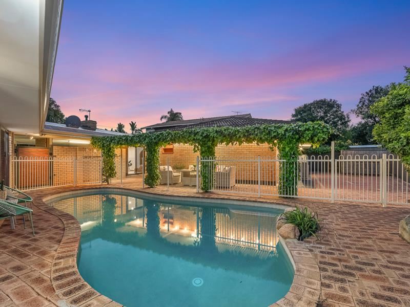 17 Benjafield Way, Hamersley WA 6022