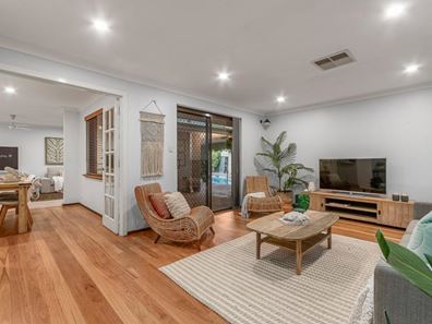 17 Benjafield Way, Hamersley WA 6022