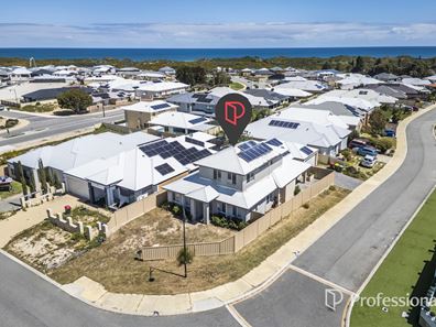 62 Fawkner Road, Two Rocks WA 6037