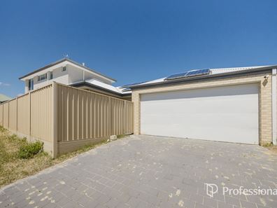 62 Fawkner Road, Two Rocks WA 6037