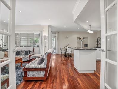 2 Ferentino Rd, Stirling WA 6021